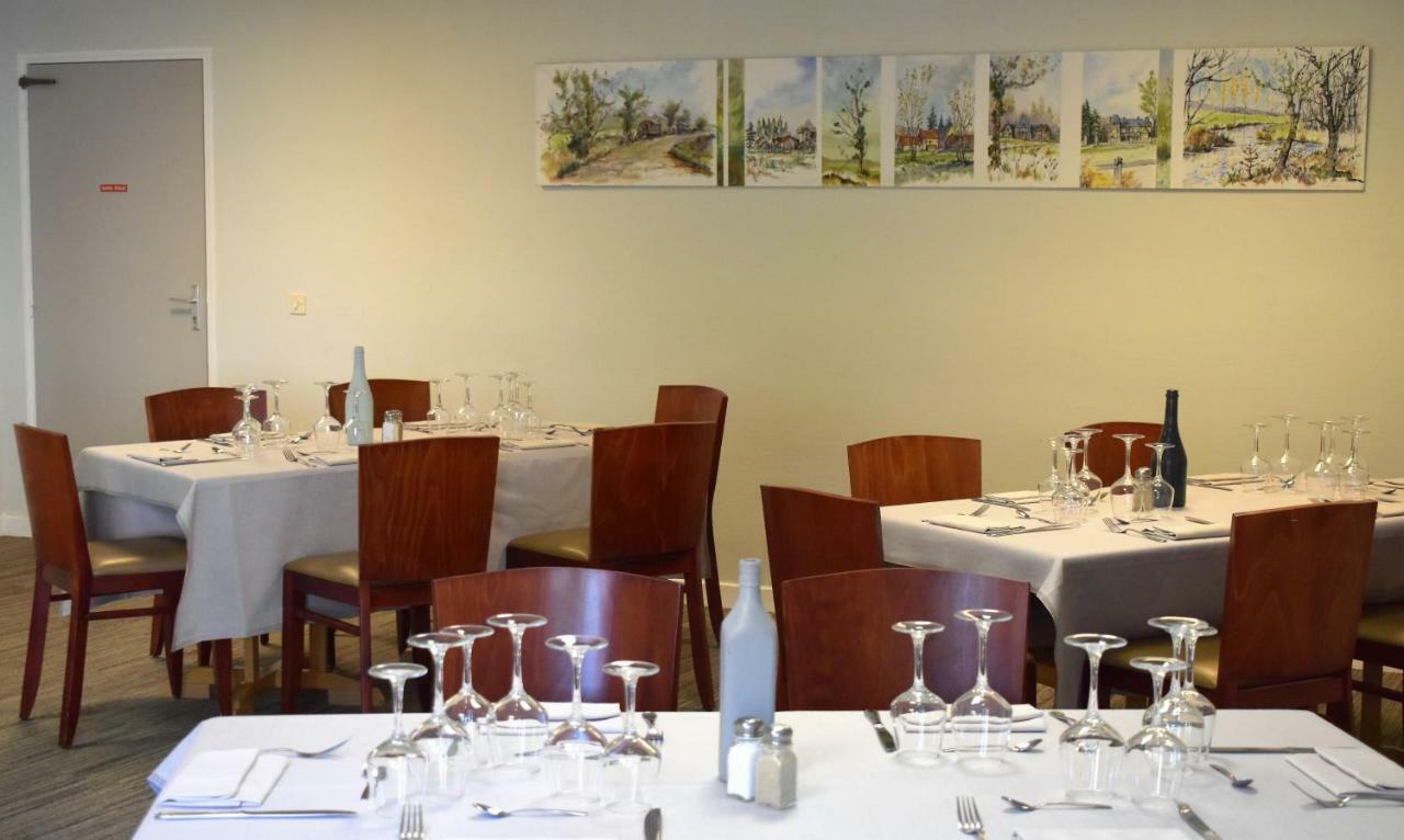 Logis Hotel Le Relais Du Moulin Valençay Exteriör bild